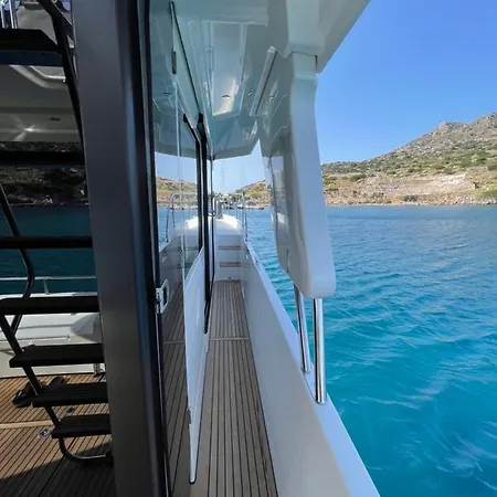 Renas Yacht Tekne